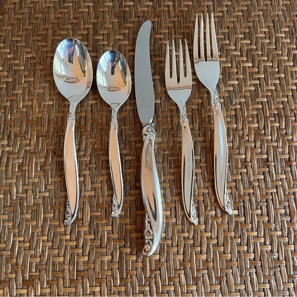 Leilani Silver-plated Silverware - Vintage 1847 Rogers Bros, One Place Setting